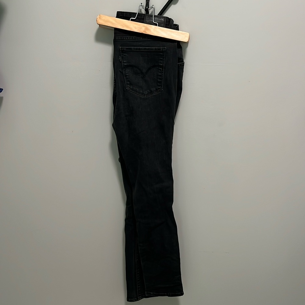 Levi’s 711 Black Ripped Skinny’s